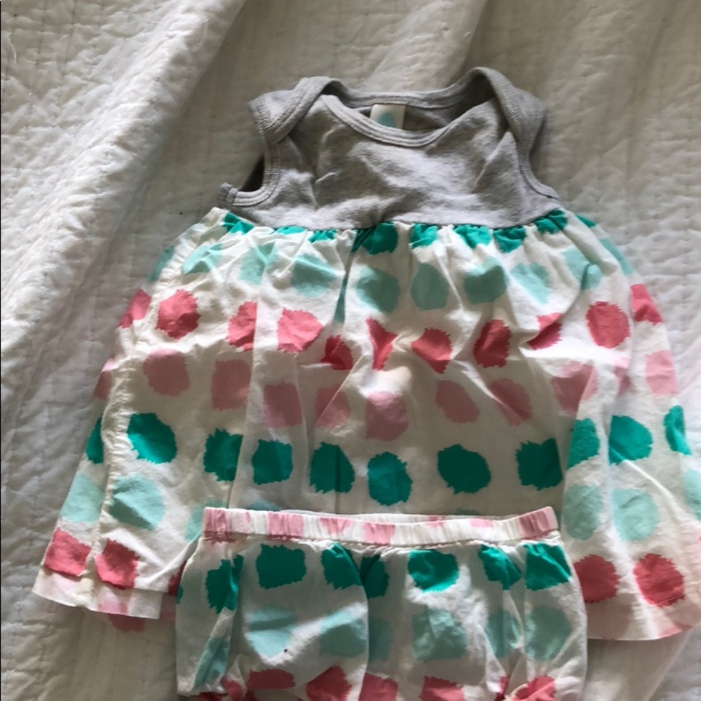 Baby girl dress with bloomers